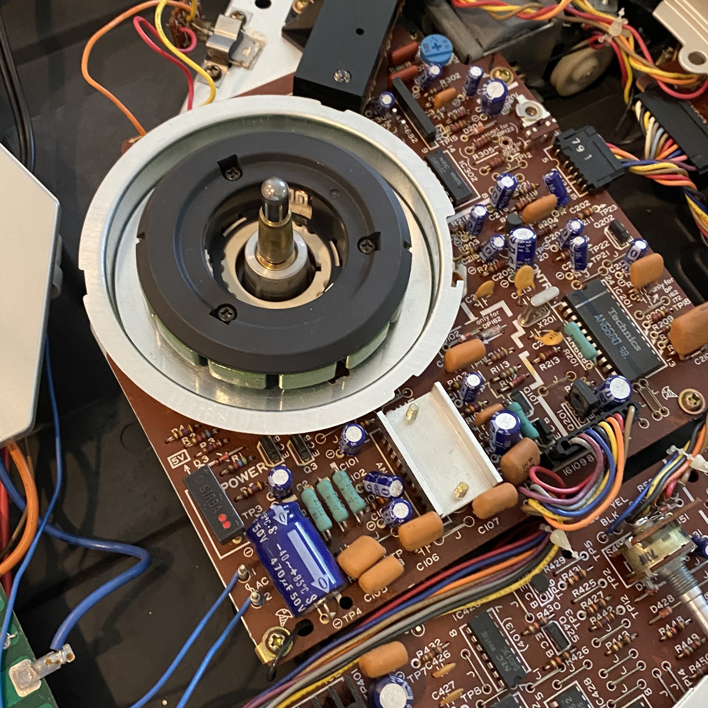 technics-1.jpg